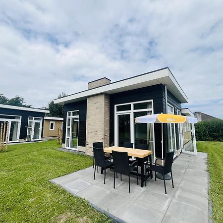 Bungalowpark De Horn - Floresta 213 Dirkshorn Bagian luar foto
