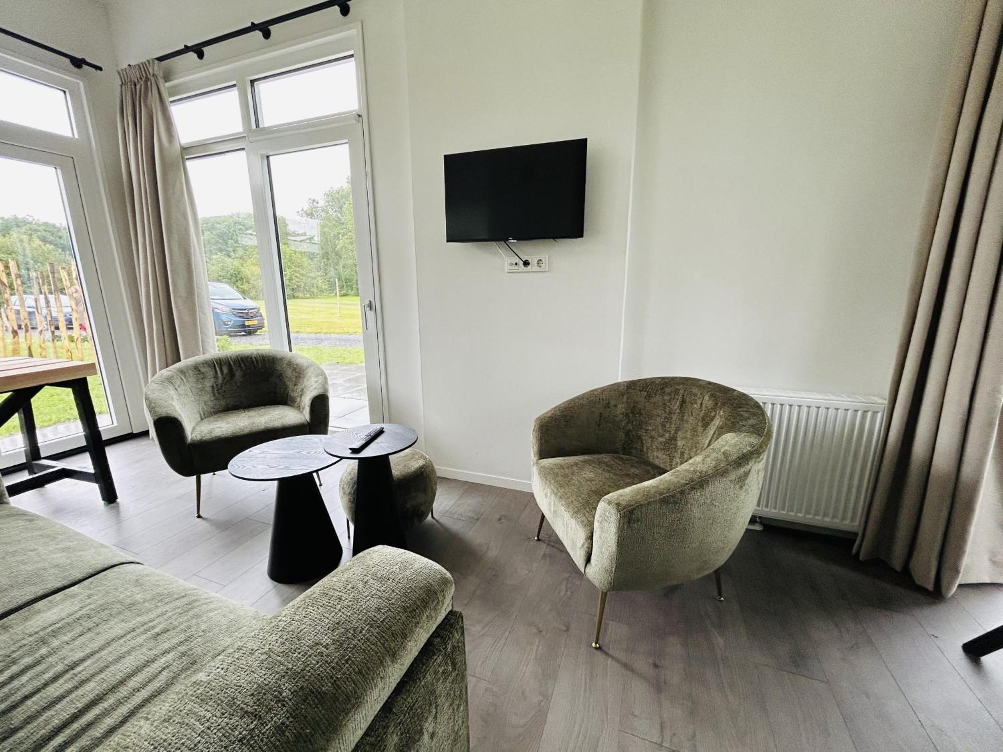 Bungalowpark De Horn - Floresta 213 Dirkshorn Bagian luar foto